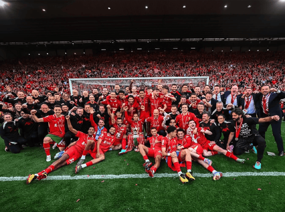 小法：我非常看好国米的路易斯-恩里克，去年还曾尝试签下他