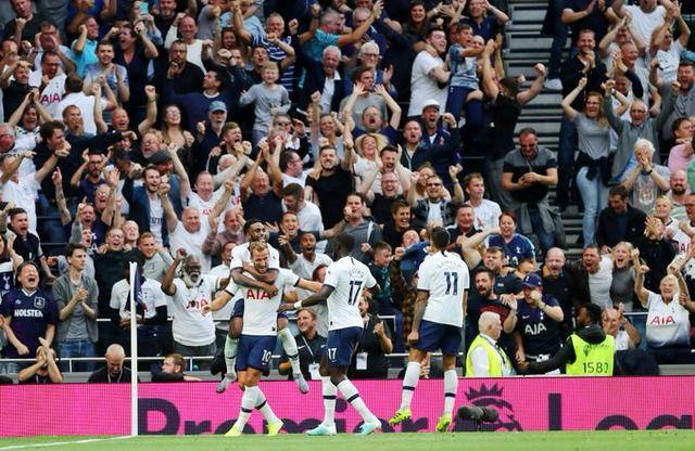 贝恩：扭转局面感谢艾萨克，关键时刻站出来因我只在乎赢球