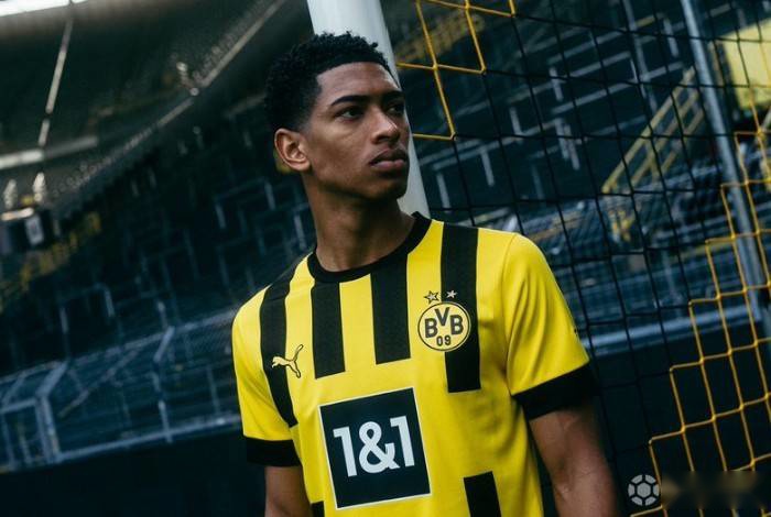 德甲半场：努萨禁区内倒地未判，门兴0-0莱比锡（德甲半场战报：努萨禁区内倒地未判罚，门兴暂0-0莱比锡）