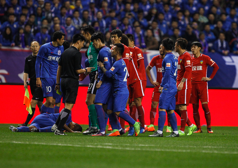 意外！中超冠军队主力外援后腰将跟成都蓉城签约！周定洋为此离队