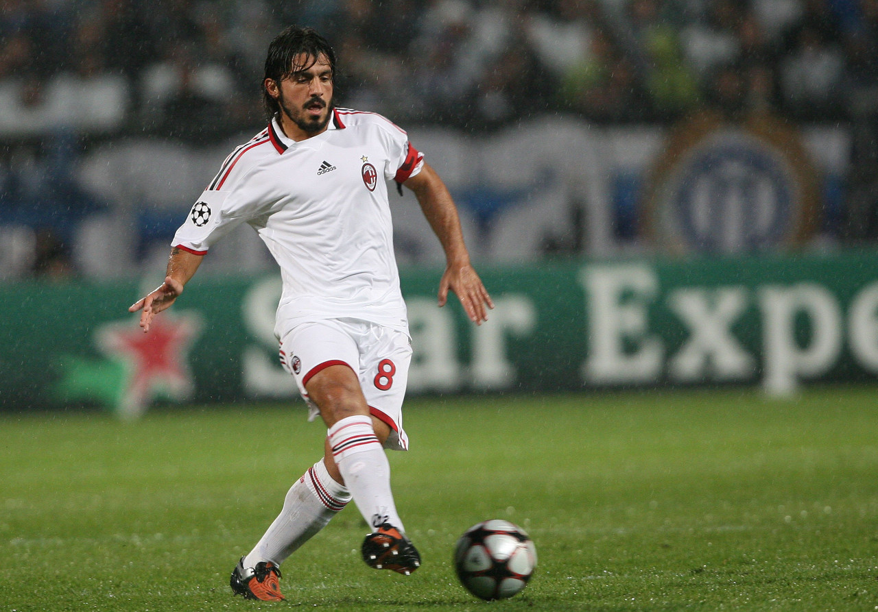 德转意甲本赛季身价涨幅最高11人阵容：帕斯暴涨3000万欧领衔（德转评意甲本季身价涨幅最大11人阵：帕斯领跑，身价飙升3000万欧）