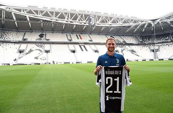 只差1球，维尼修斯欧冠进球数将追平卡卡，并列巴西球员第2位（维尼修斯再进1球即可追平卡卡，欧冠巴西射手榜并列第2）