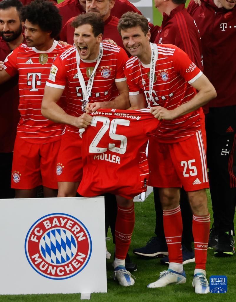 足球鞋选择攻略（如何挑选适合你的足球鞋）