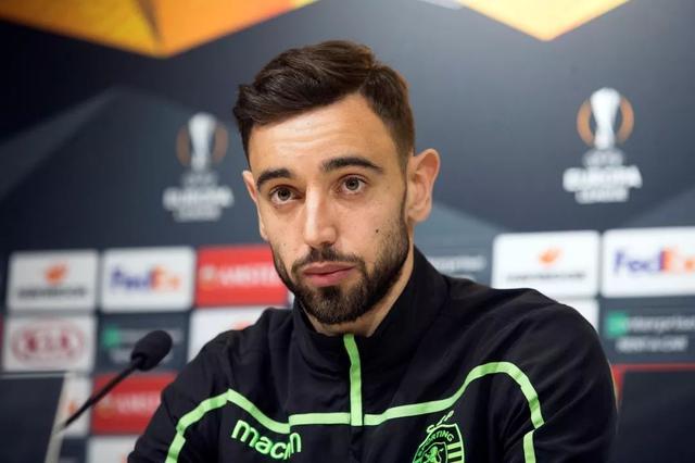 中国足协新规影响中超亚冠竞争，女足面临资金压力，外援政策收紧，挑战加剧。（中国足协新规冲击中超亚冠竞争，女足资金承压，外援收紧挑战升级）