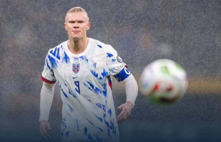 美记：德拉蒙德受伤后在球员通道坐上了轮椅