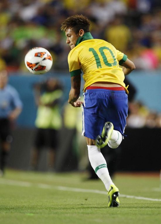 足球中超外援爆发，连续三场完成破门（中超外援火力全开，连续三战破门）