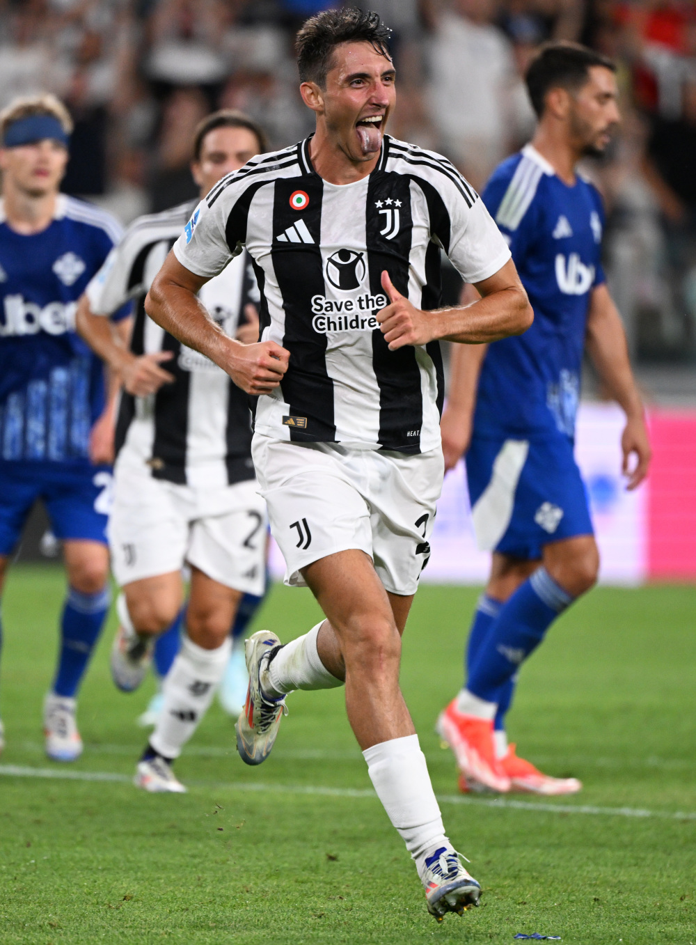 西甲：巴萨锋线爆发 3-0击败塞尔塔（西甲：巴萨火力全开 3-0完胜塞尔塔）