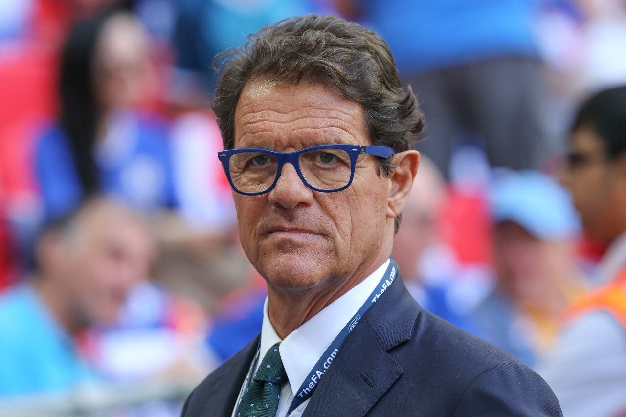 足球战术板：四种常见变化